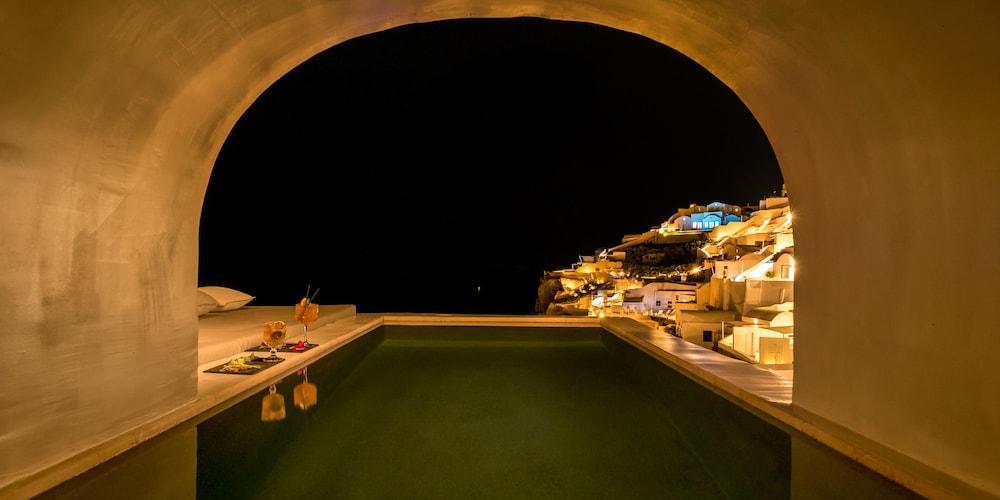 Echoes Luxury Suites (Adults Only) Oia Buitenkant foto